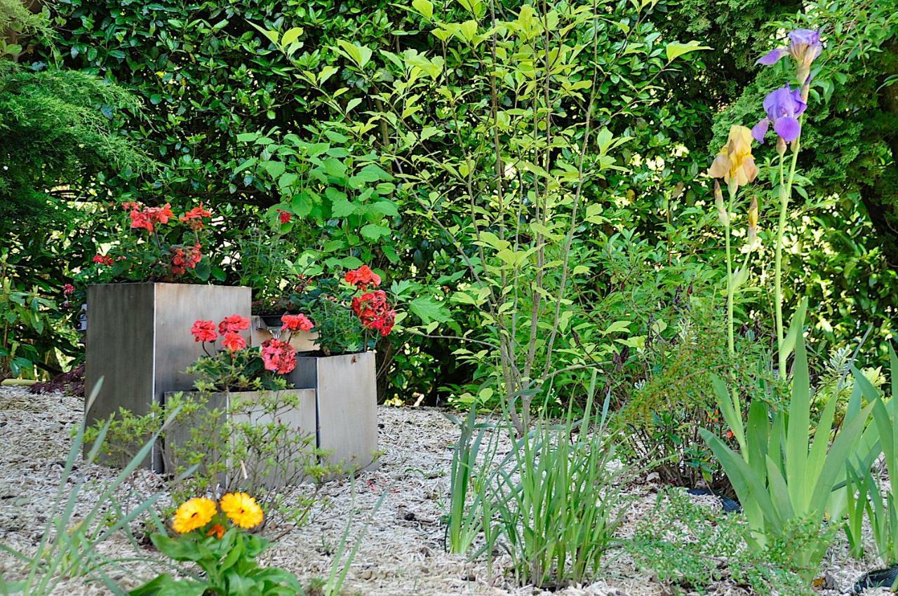 Bed and Breakfast Au Jardin De Lisa Cherreau Exteriér fotografie
